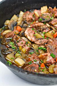 Hearty Irish Pork & Apple Casserole: A Cozy Comfort Meal