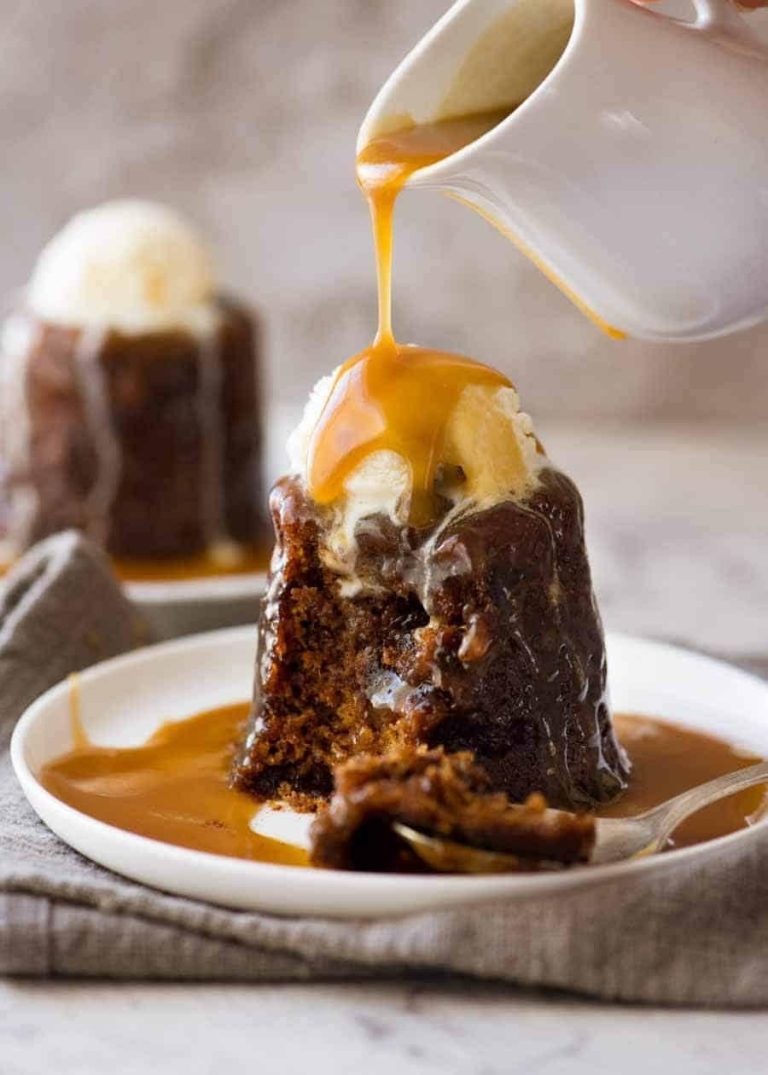 Delicious Sticky Toffee Pudding: A Cozy Dessert Treat