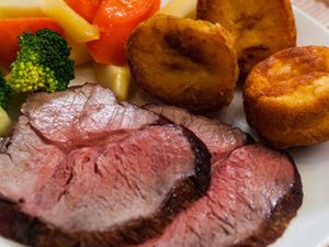 Perfect Irish Roast Beef with Creamy Horseradish Sauce