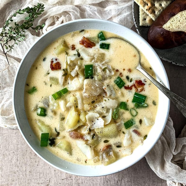 Warm Up with Creamy Irish Seafood Chowder & a Splash of Whiskey Warm Up with Creamy Irish Seafood Chowder & a Splash of Whiskey