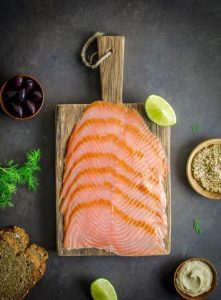 Fresh & Flavorful: Easy Irish Smoked Salmon Salad Recipe