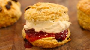 Perfectly Fluffy Irish Scones: A Cozy Homemade Treat