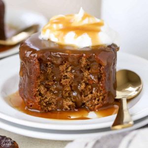The Ultimate Sticky Toffee Pudding: A Sweet Delight!