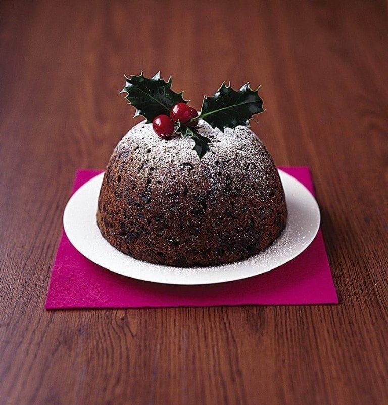 Classic Christmas Pudding: A Cozy Holiday Dessert Recipe