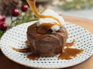 Irresistibly Sticky Toffee Pudding: A Cozy Dessert Treat