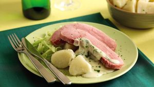 Hearty Irish Bacon and Cabbage: A Classic Comfort Meal