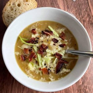 Hearty Irish Cabbage & Bacon Stew: A Cozy Comfort Meal