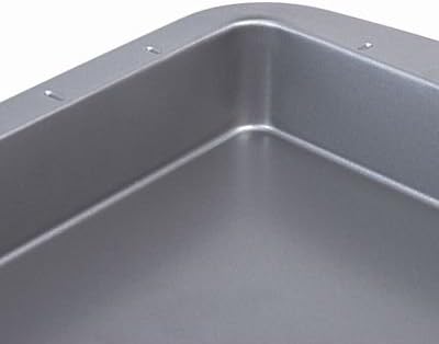lakeland Traybake Tin – Integral Cutting Guides fo... - Image 5