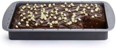 lakeland Traybake Tin – Integral Cutting Guides fo... - Image 2