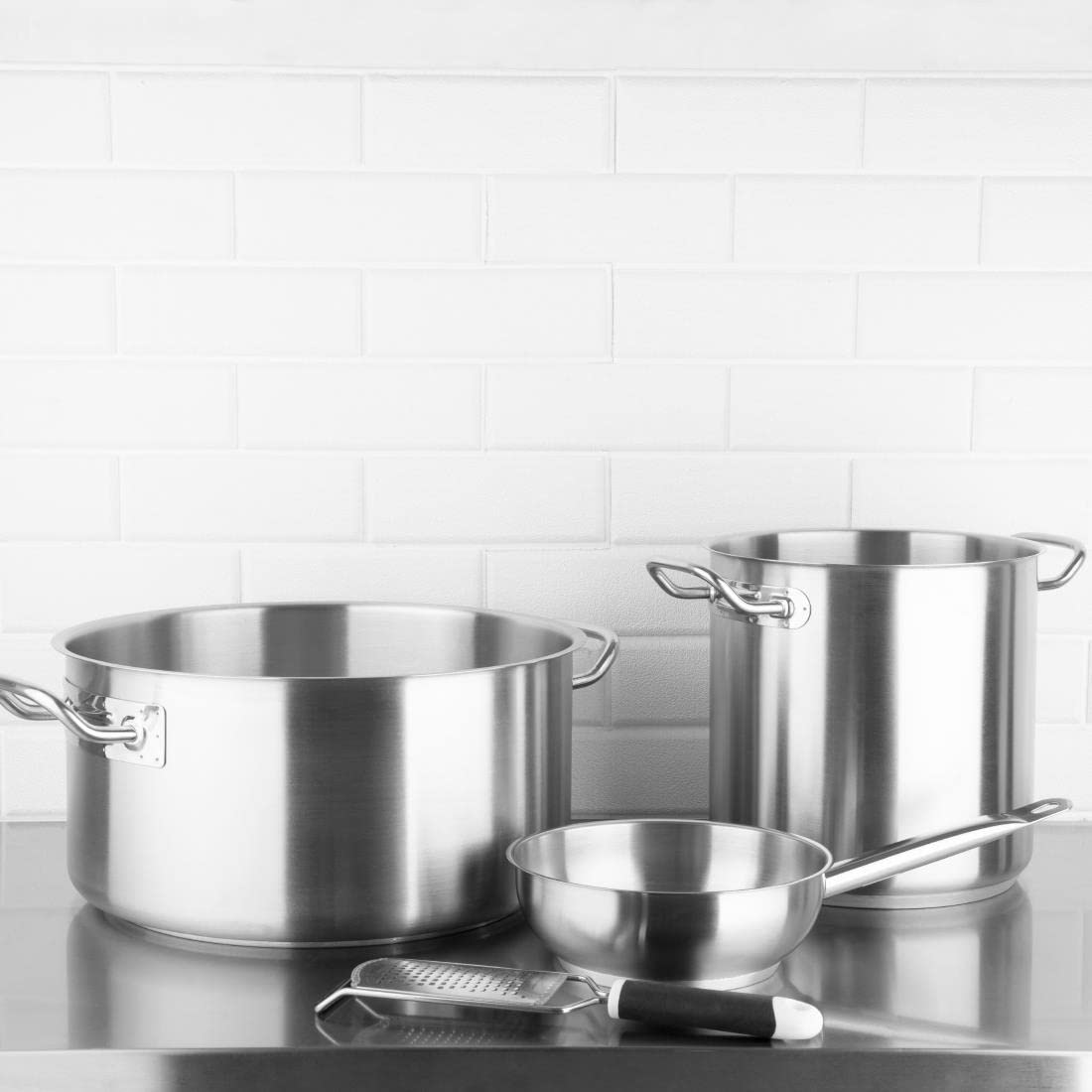Vogue T088 Large Stainless Steel Stew Pot Pan 18.5... - Image 7