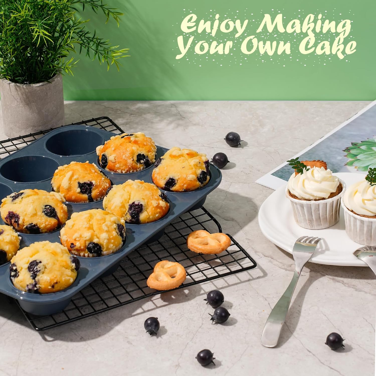 Super Kitchen Large Muffin Tray 12 Cup Silicone Mu... - Image 6